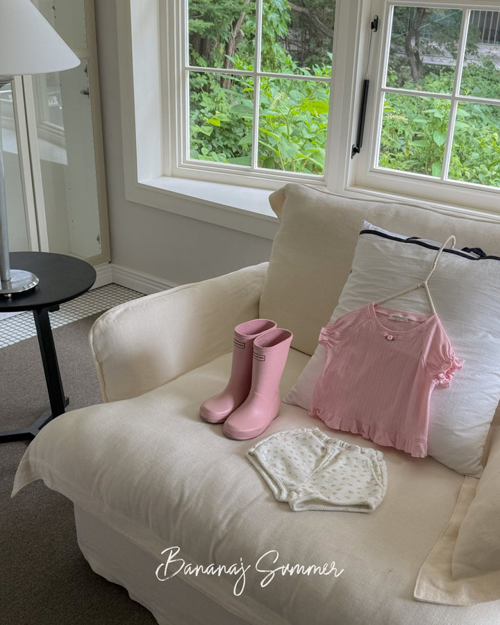 All frill rose t