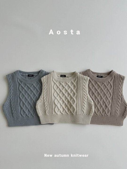 Knit vest