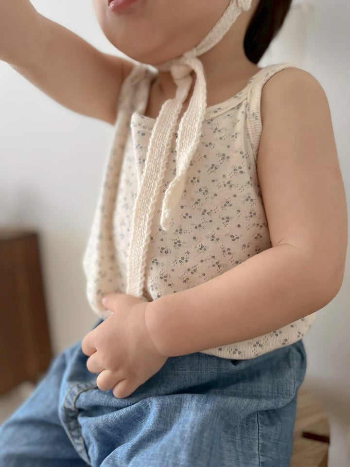 Floral sleeveless t-shirt