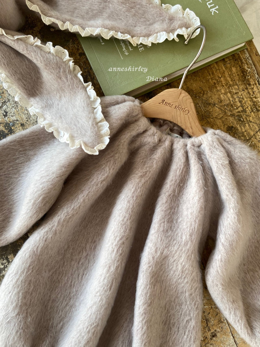Lovely rabbit lace suit