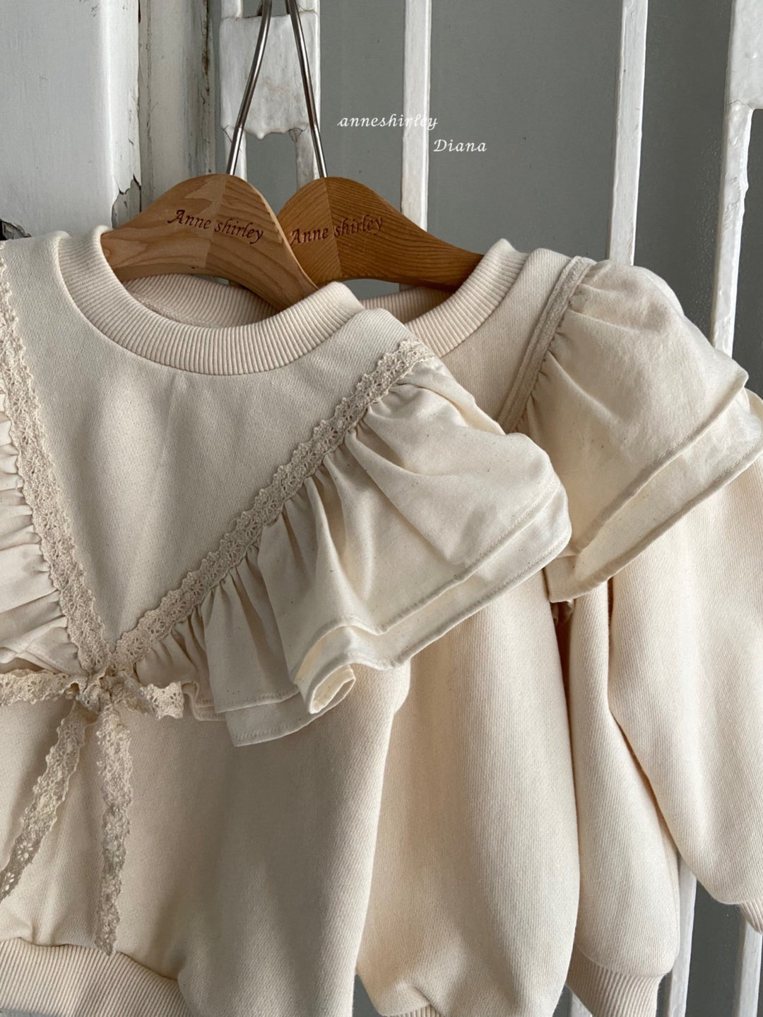 Lovely blouse swearshirt