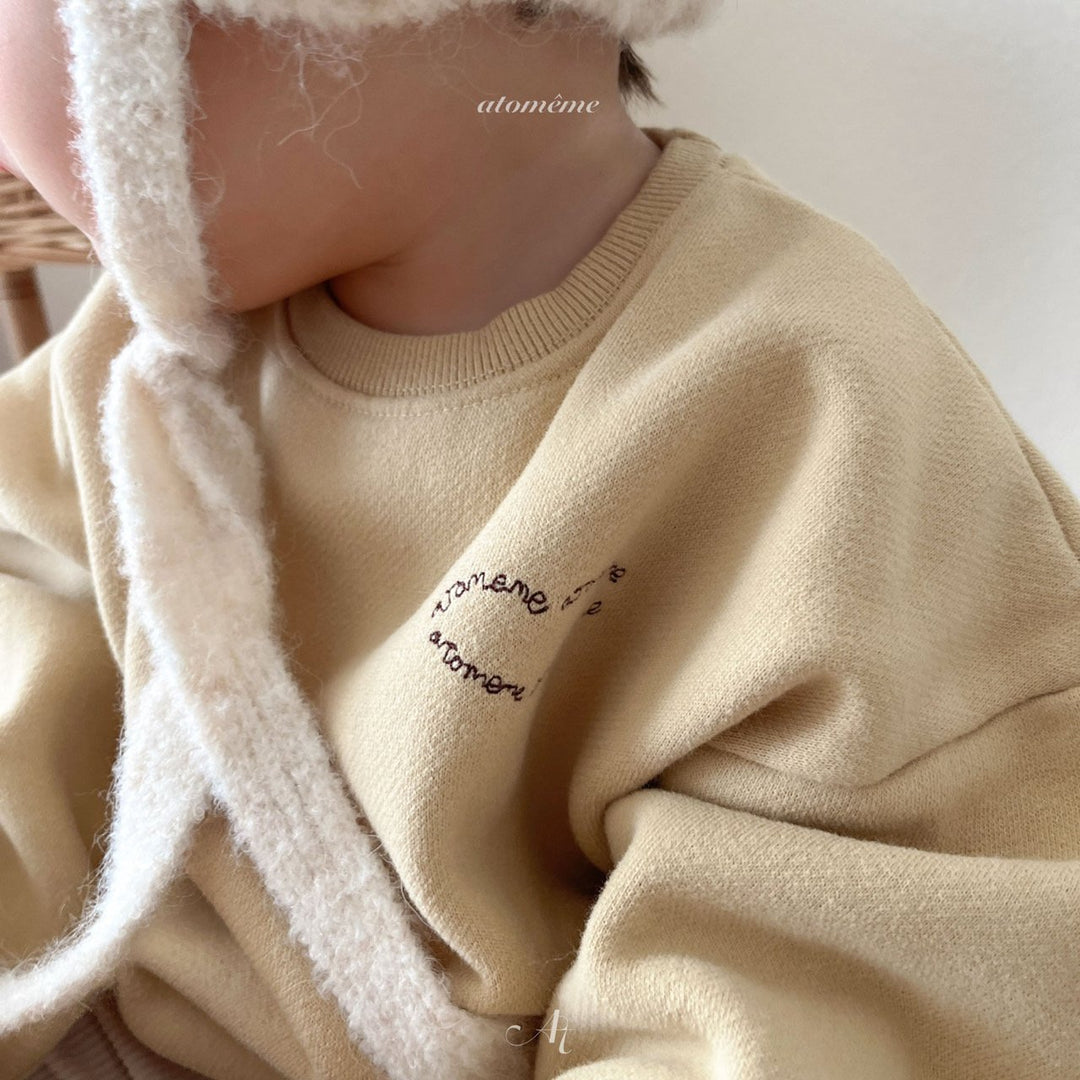 Opening napping sweatshirt