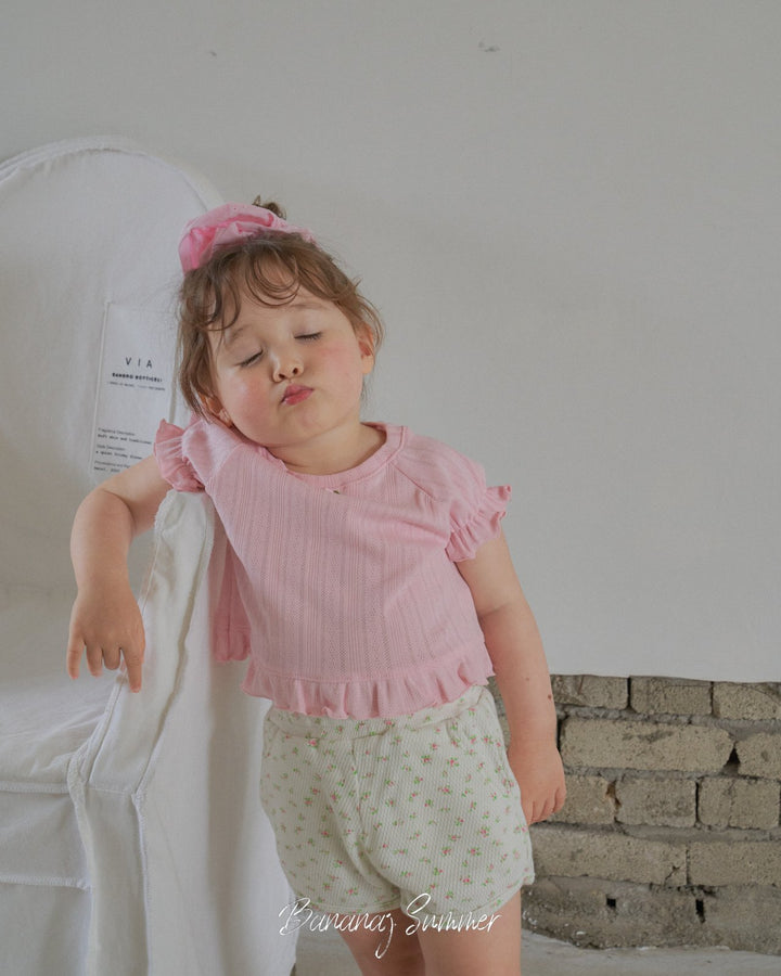 All frill rose t