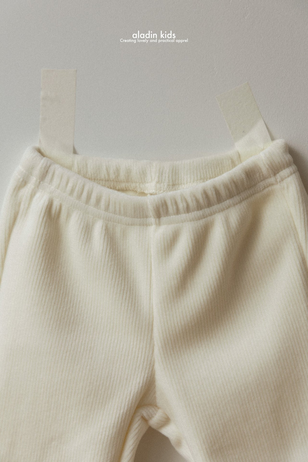 Warm ribbed knitted pants