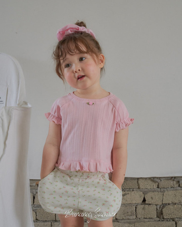 All frill rose t
