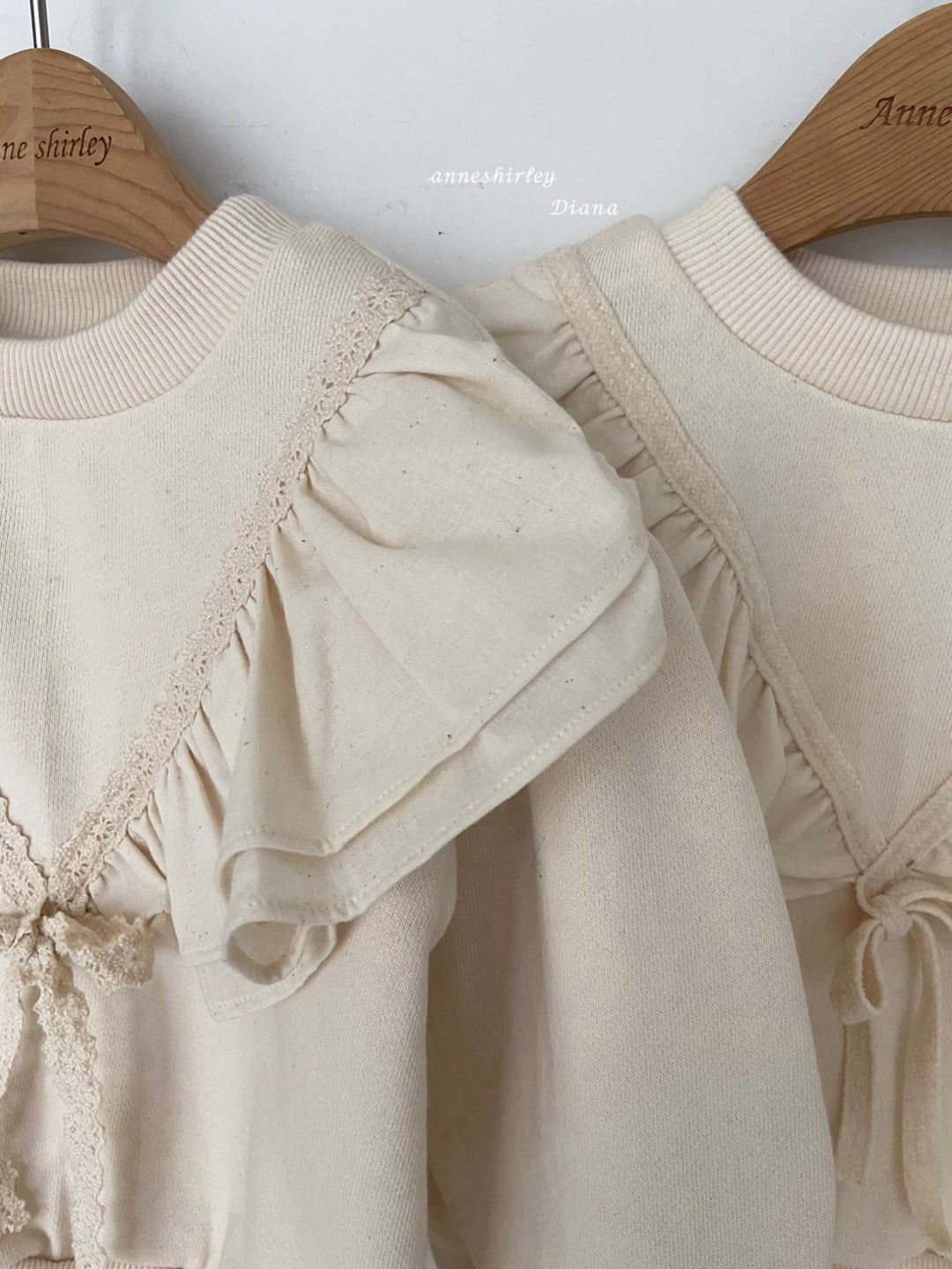 Lovely blouse swearshirt