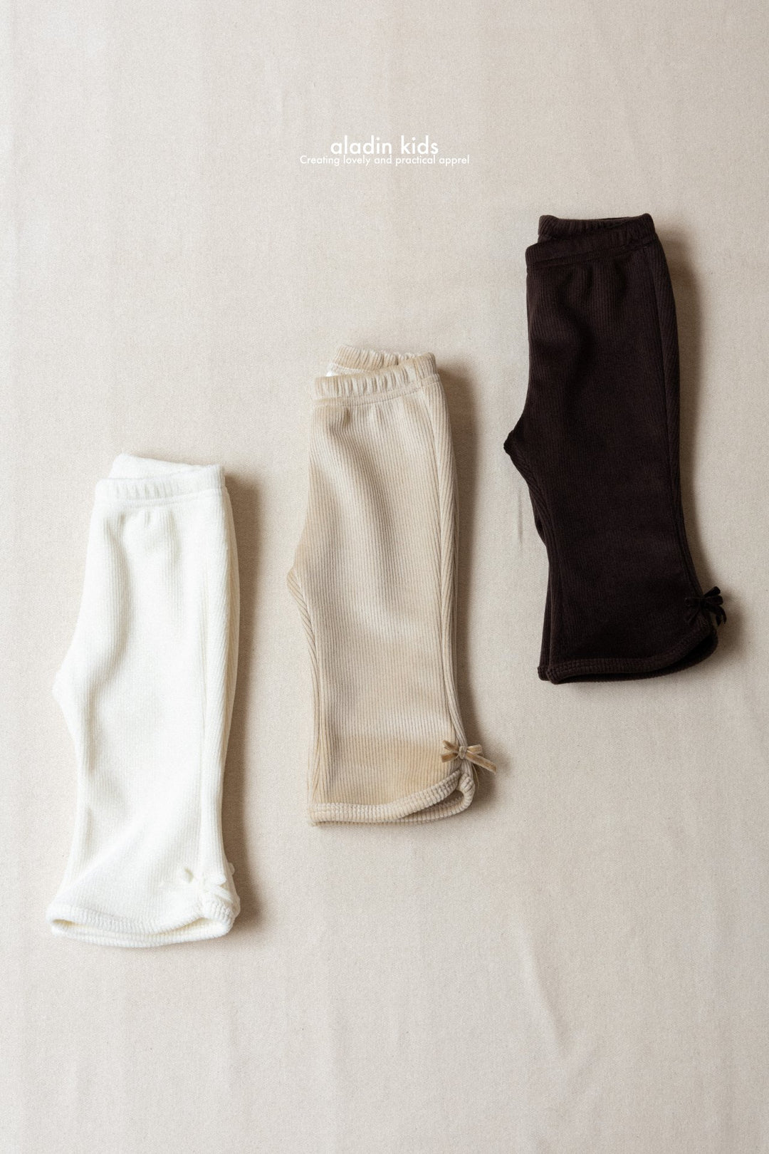 Warm ribbed knitted pants