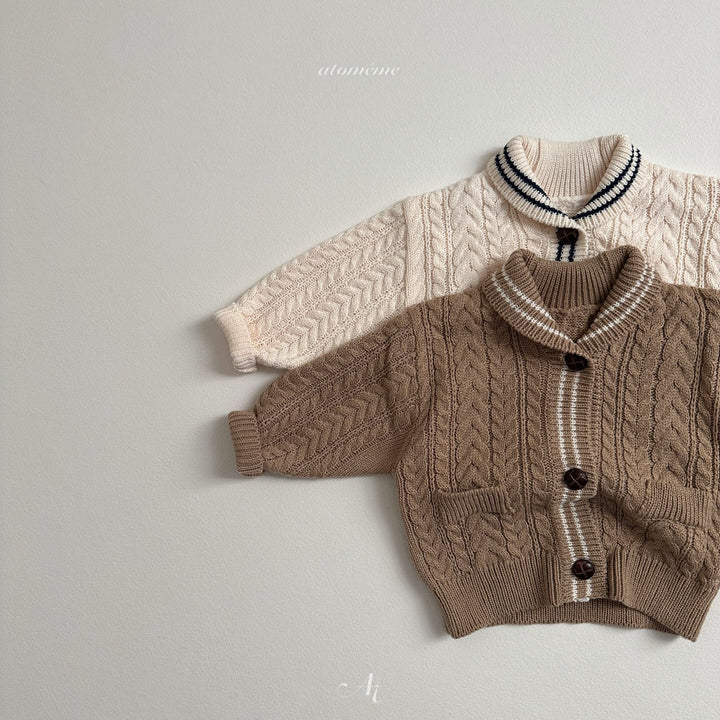 【予約】Cable knit cardigan