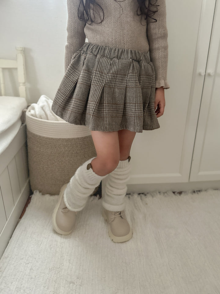 Classic check skirt