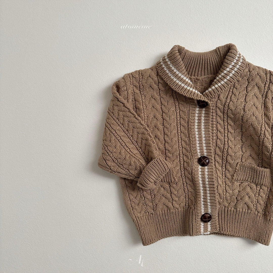 【予約】Cable knit cardigan