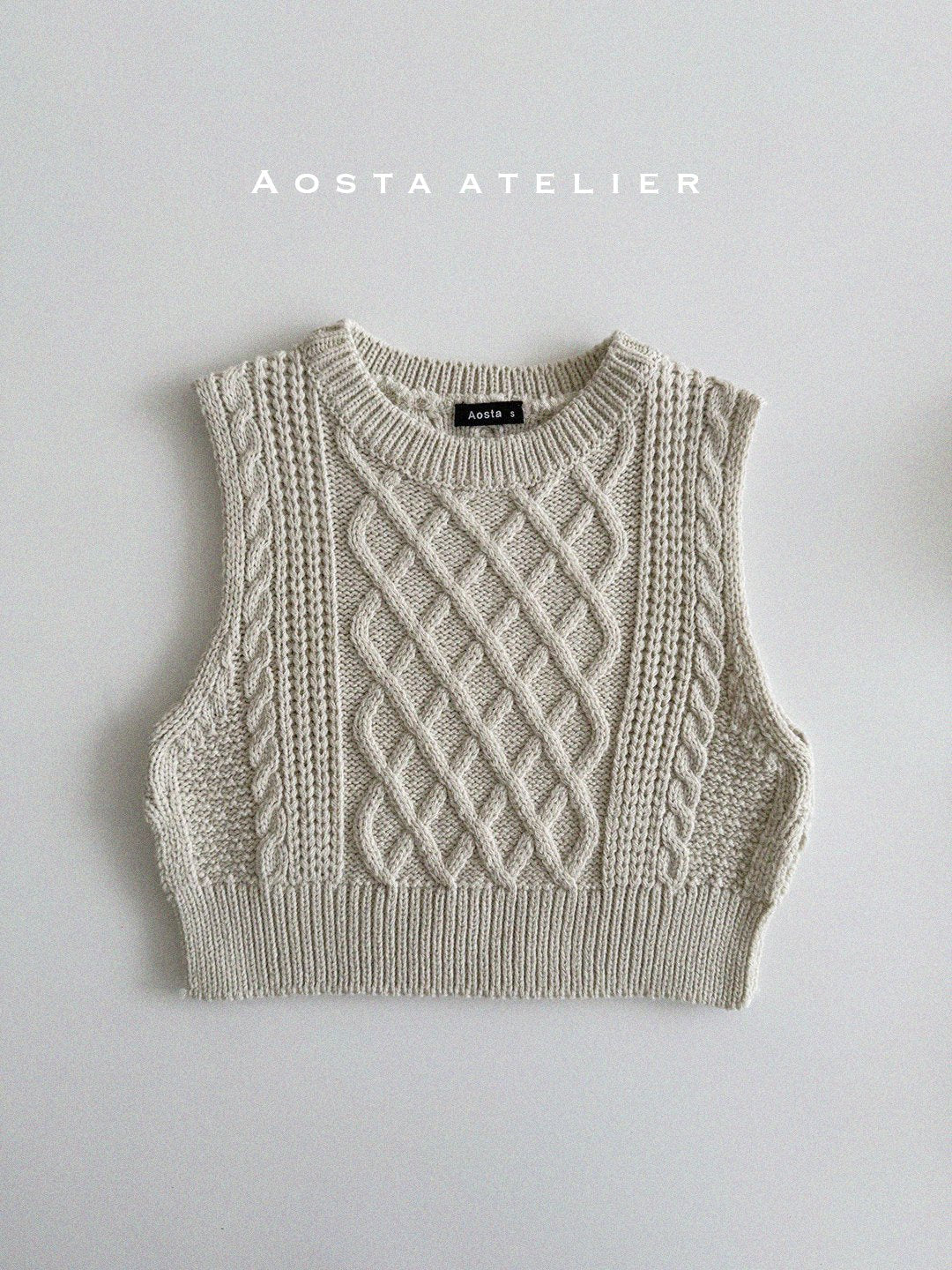 Knit vest