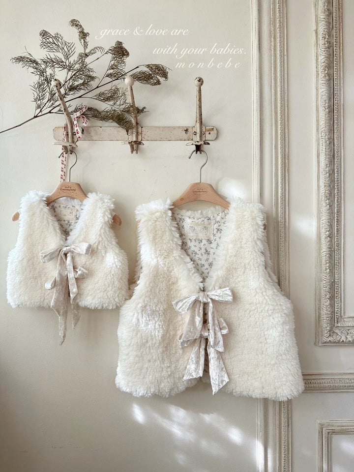 Double sided eco fur vest (mom)