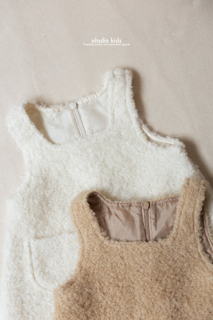 Ecofur vest onepiece