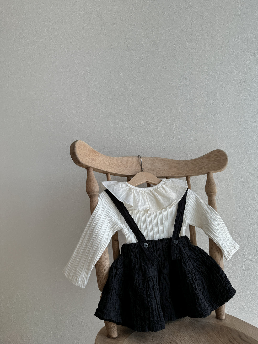 Frill rib tops